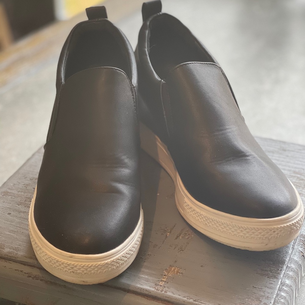 Wanted Wedge shoe
